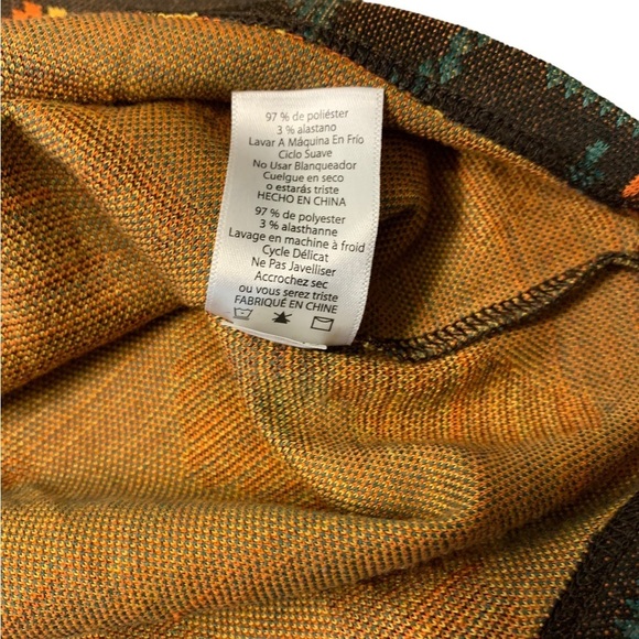 Lularoe | Skirt Large Color Print Form Fitting Flattering Size XL - Picture 7 of 8